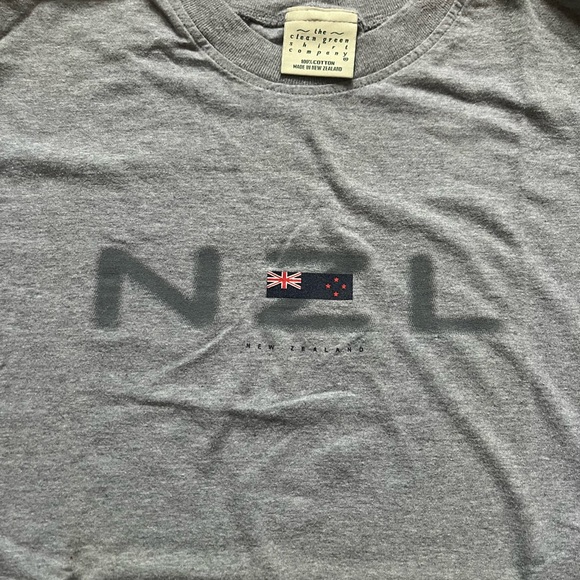 Vintage New Zealand T-Shirt / Single Stitch / 90s / XL - Picture 2 of 8